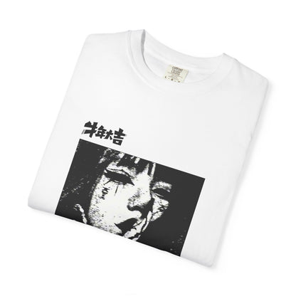Horror Manga 'Shh...' Graphic Tee — Japanese Retro Thriller T-Shirt